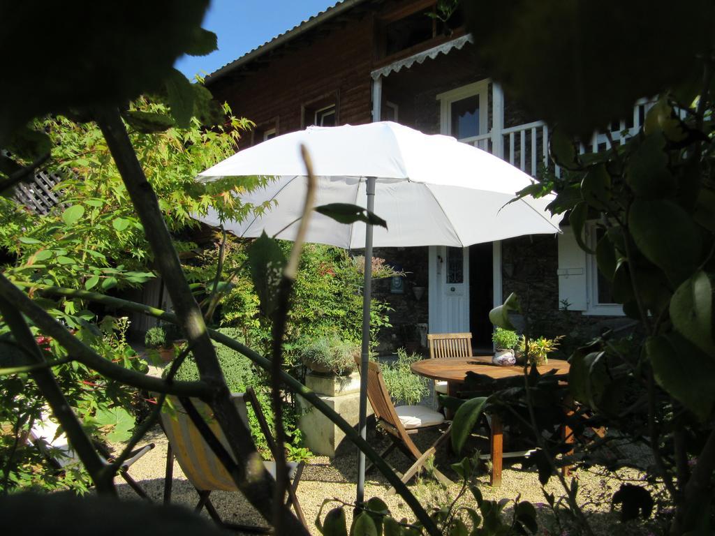 Le Balcon Commingeois Acomodação com café da manhã Chein-Dessus Exterior foto